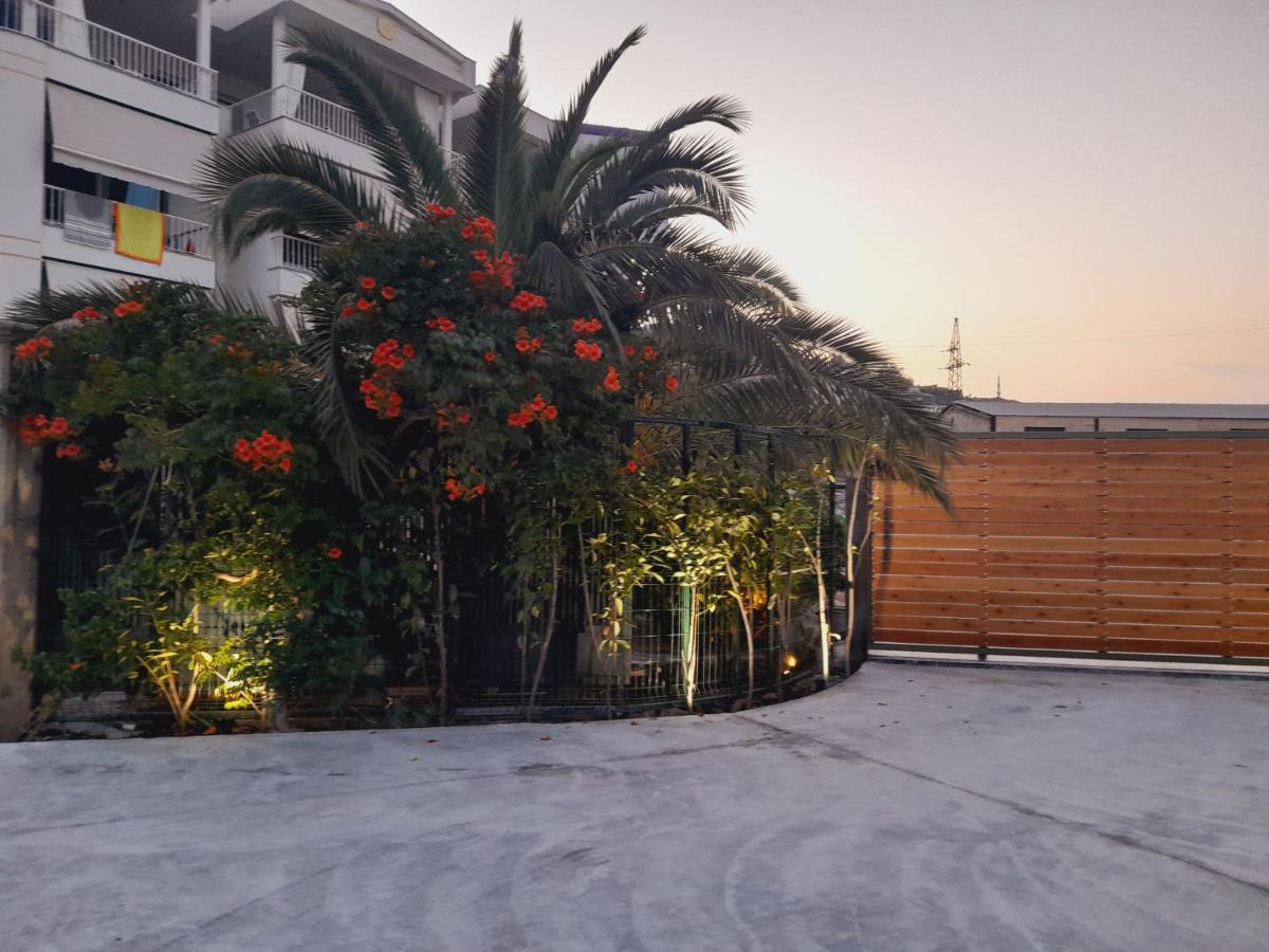 Vila Marjana Sarande Exterior photo
